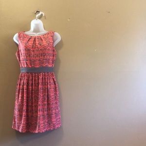 B Darlin • Coral & Grey Print Dress